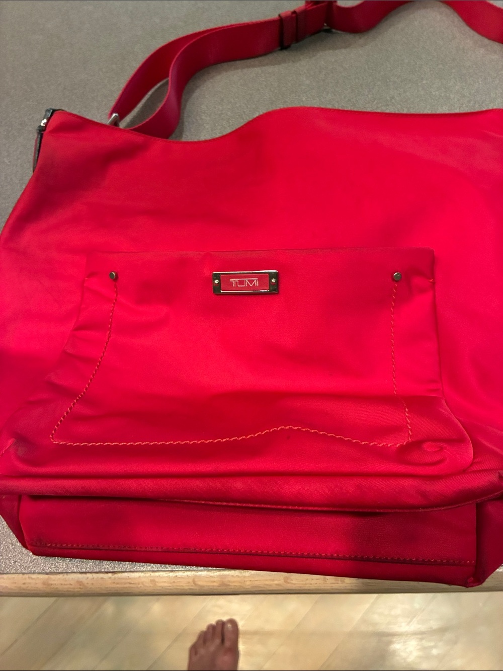 Tumi Bright Red Nylon Shoulder Bag with Front Pocket - Picture 5 of 10